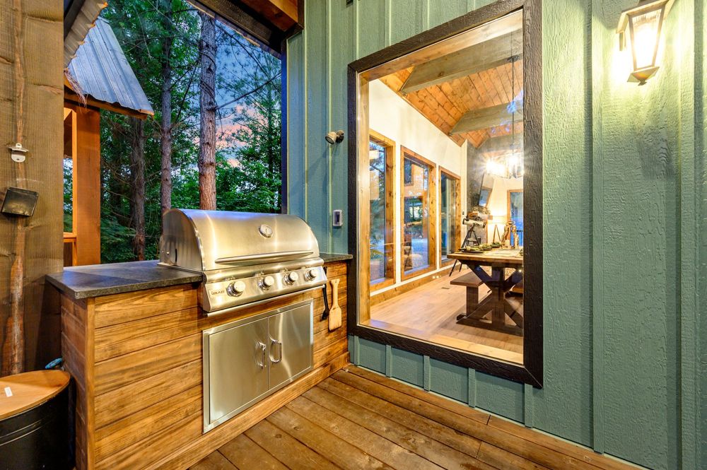 Built-in grill at the outdoor kitchen